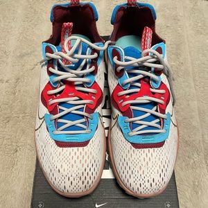 Nike React Vision Men’s size 8.5